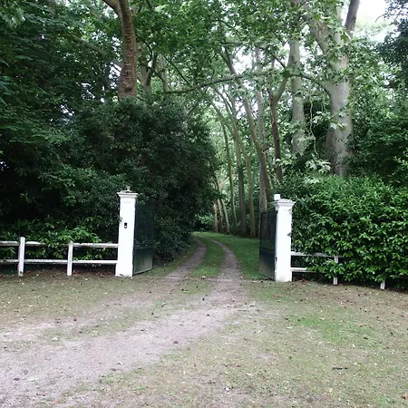 Chateau Dans Le Calme De L'anjou Feriehus Pouancé