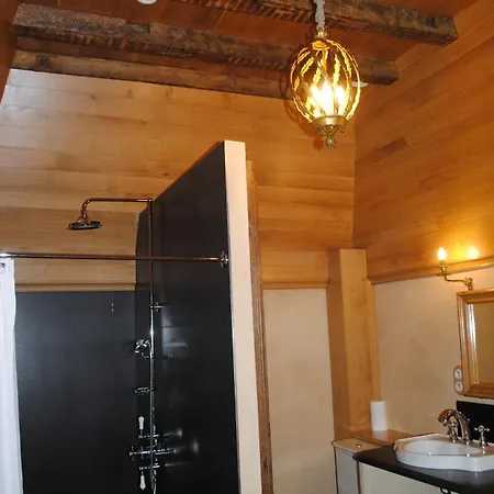 Holiday home Chateau Dans Le Calme De L'anjou