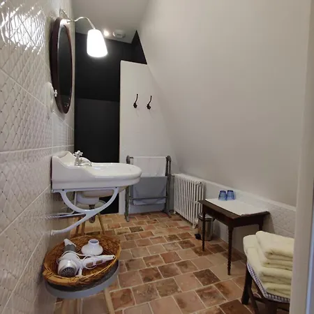 Feriehus Chateau Dans Le Calme De L'anjou