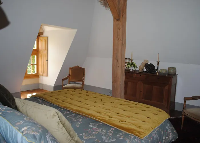 בית נופש Chateau Dans Le Calme De L'anjou *