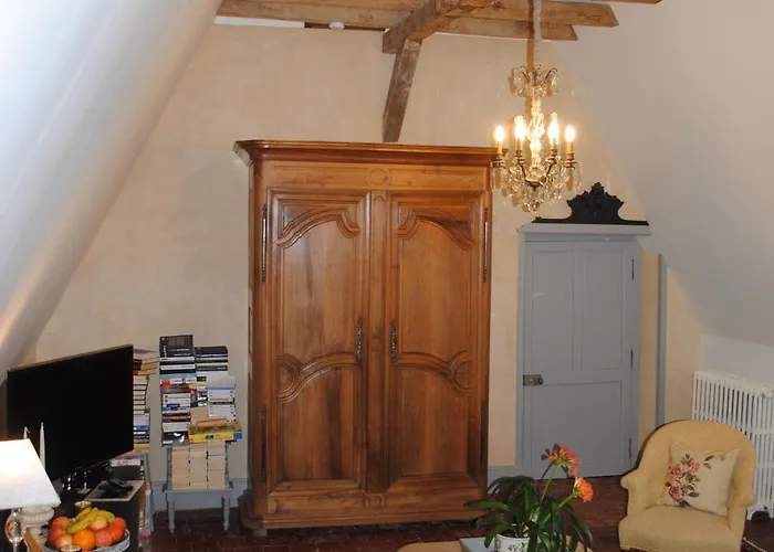 בית נופש Chateau Dans Le Calme De L'anjou Pouancé