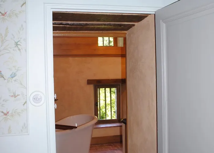 Chateau Dans Le Calme De L'anjou * Pouancé