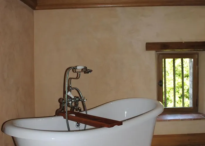 Chateau Dans Le Calme De L'anjou בית נופש Pouancé